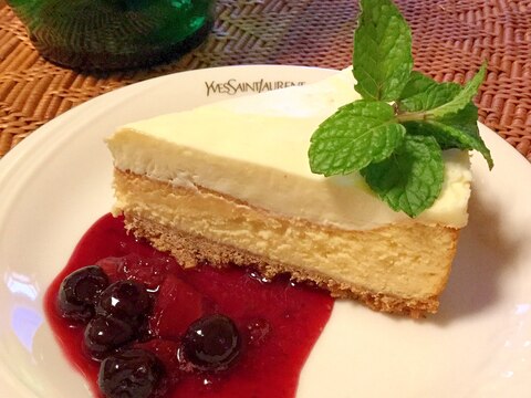 サワークリームtopチーズケーキ ベリーソースで レシピ 作り方 By Chocomenthe 楽天レシピ サワークリームtopチーズケーキ ベリーソースで レシピ 作り方 By Chocomenthe 楽天レシピ